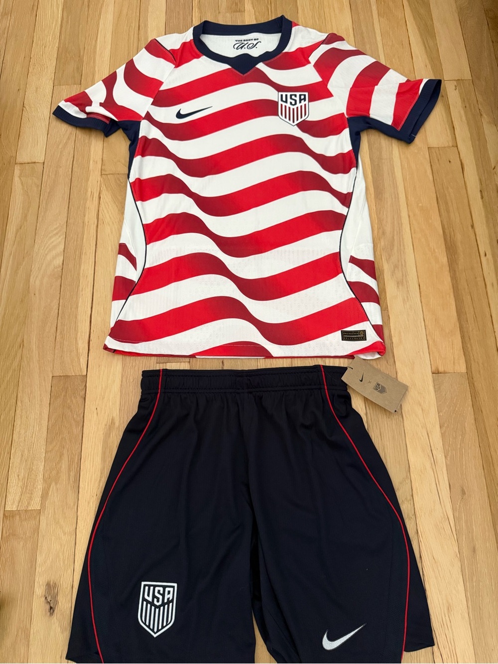 Nike USA National Team Soccer Set / Jersey and Shorts - NEW W/ TAGS